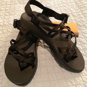 NEW IN BOX: Chaco ZX2 Classic Black Sandals Women's 8